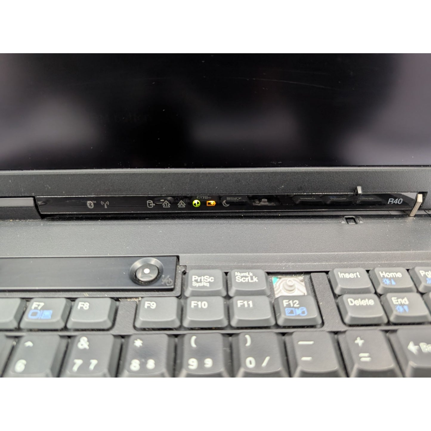 IBM ThinkPad R40 15" Display Intel Pentium M 1.50 GHz 256MB RAM Black Laptop