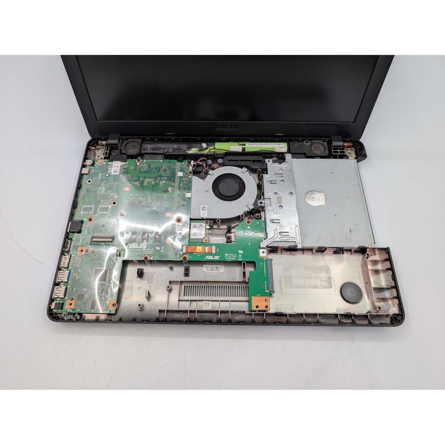 Asus R541UA-RS51 15.6" Screen Intel Core i5-7200U 2.50GHz Processor Black Laptop