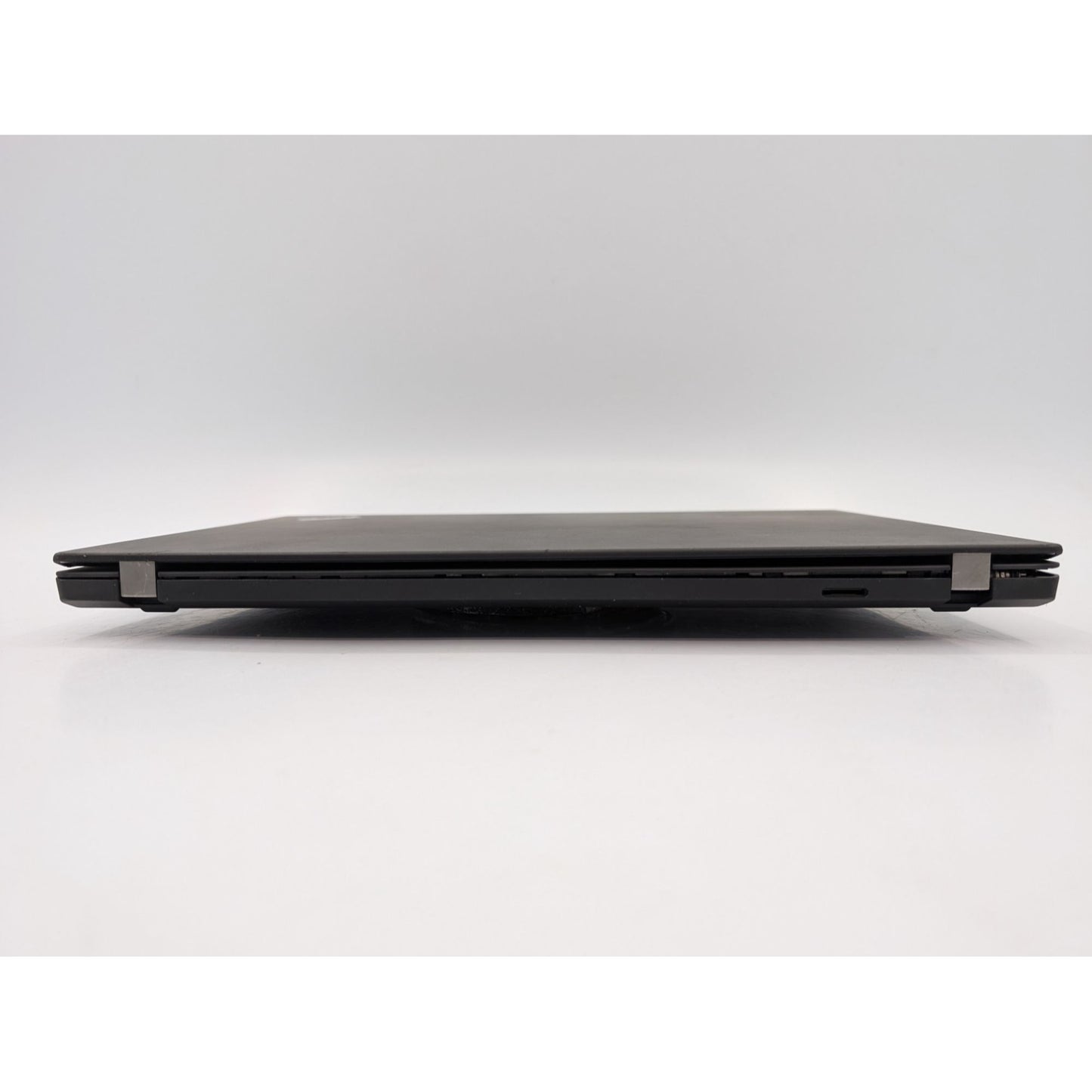 Lenovo Thinkpad T14 Gen 2 14" Screen Intel Ryzen 7 Pro 5850U 1.90 GHz Laptop