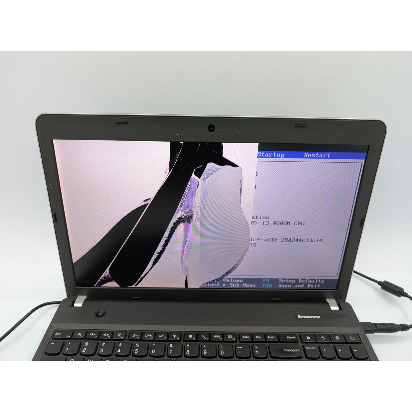 Lenovo ThinkPad E540 15.6" Display Intel Core i3-4000M 2.40GHz 4GB RAM Laptop