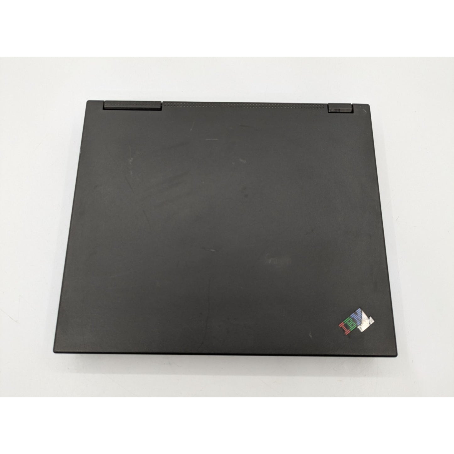 IBM ThinkPad A21m 14" Intel Pentium III 0.80GHz 256MB RAM Black Laptop