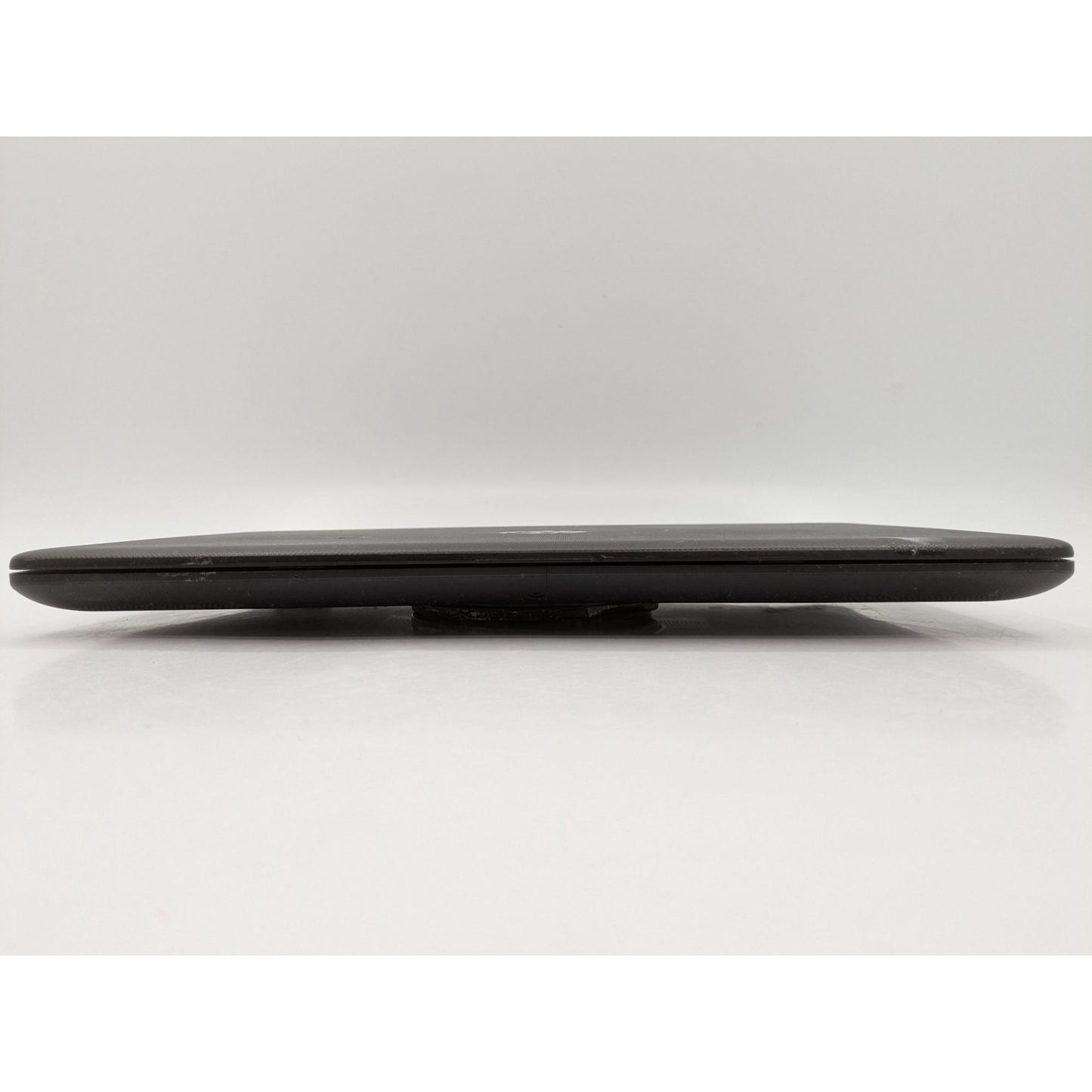 HP 15-BS045NR 15.6" Screen Intel Core i7-7500U 2.70 GHz Processor Black Laptop