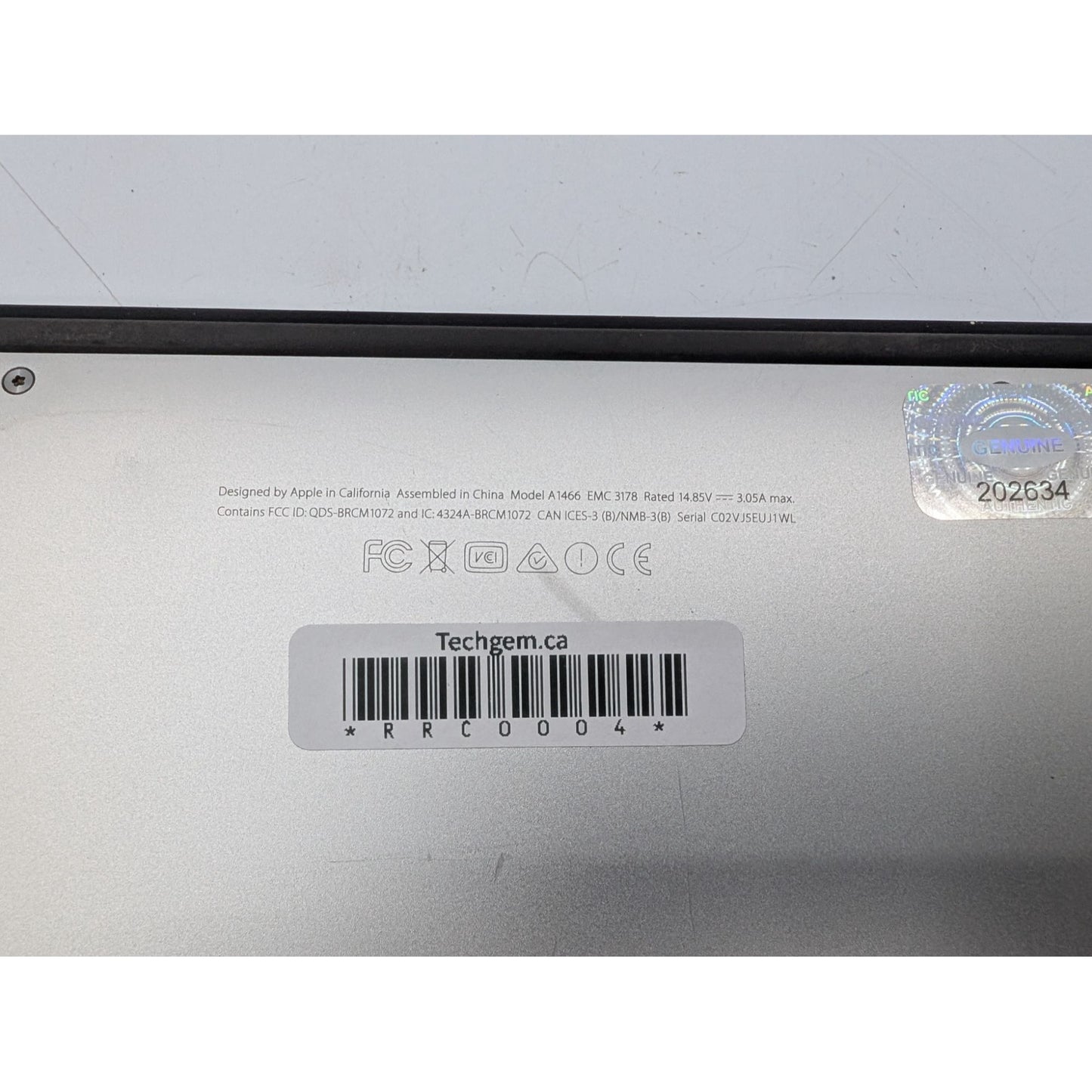 2017 Apple MacBook Air A1466 13" Intel Core i5-5350U 1.8GHz 8GB RAM 256GB SSD