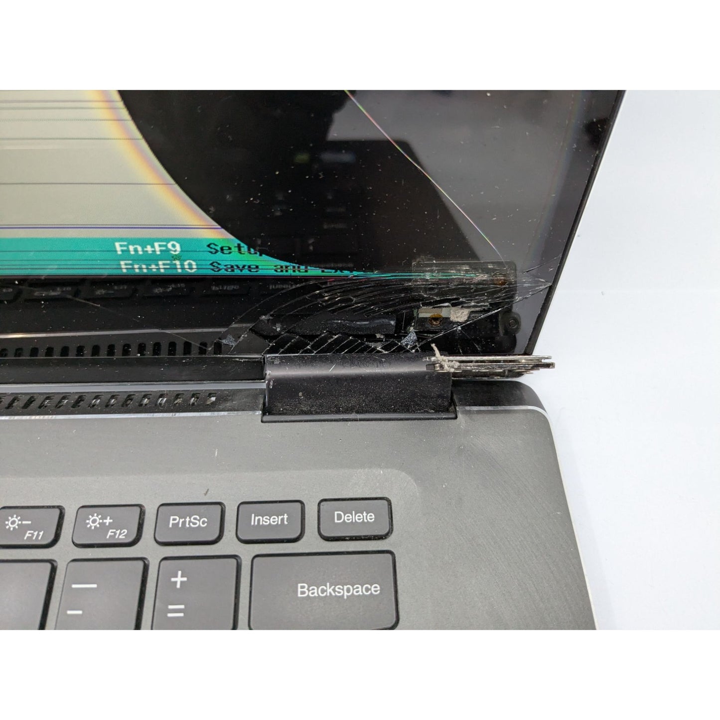 Lenovo Yoga 710-15IKB 15.6" Display Intel Core i7-7500U 2.70 GHz Black Laptop