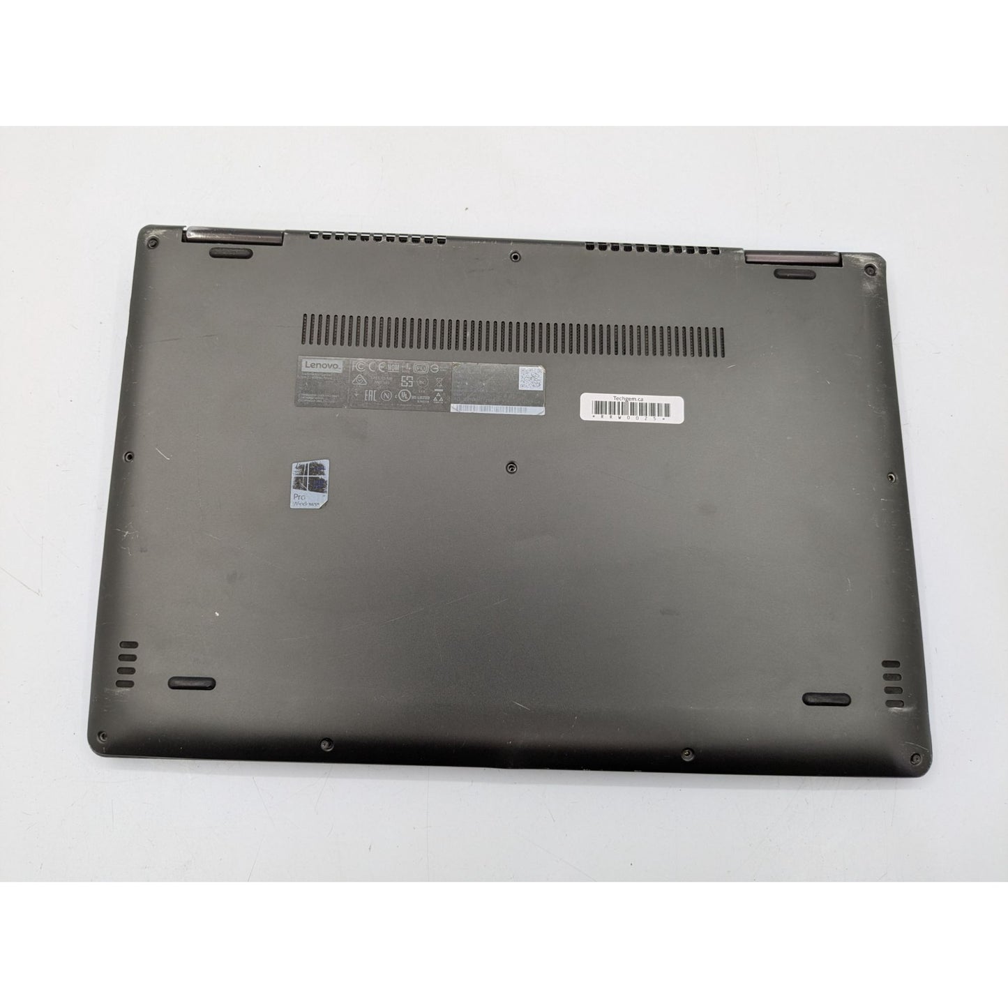 Lenovo Yoga 710-15IKB 15.6" Display Intel Core i7-7500U 2.70 GHz Black Laptop