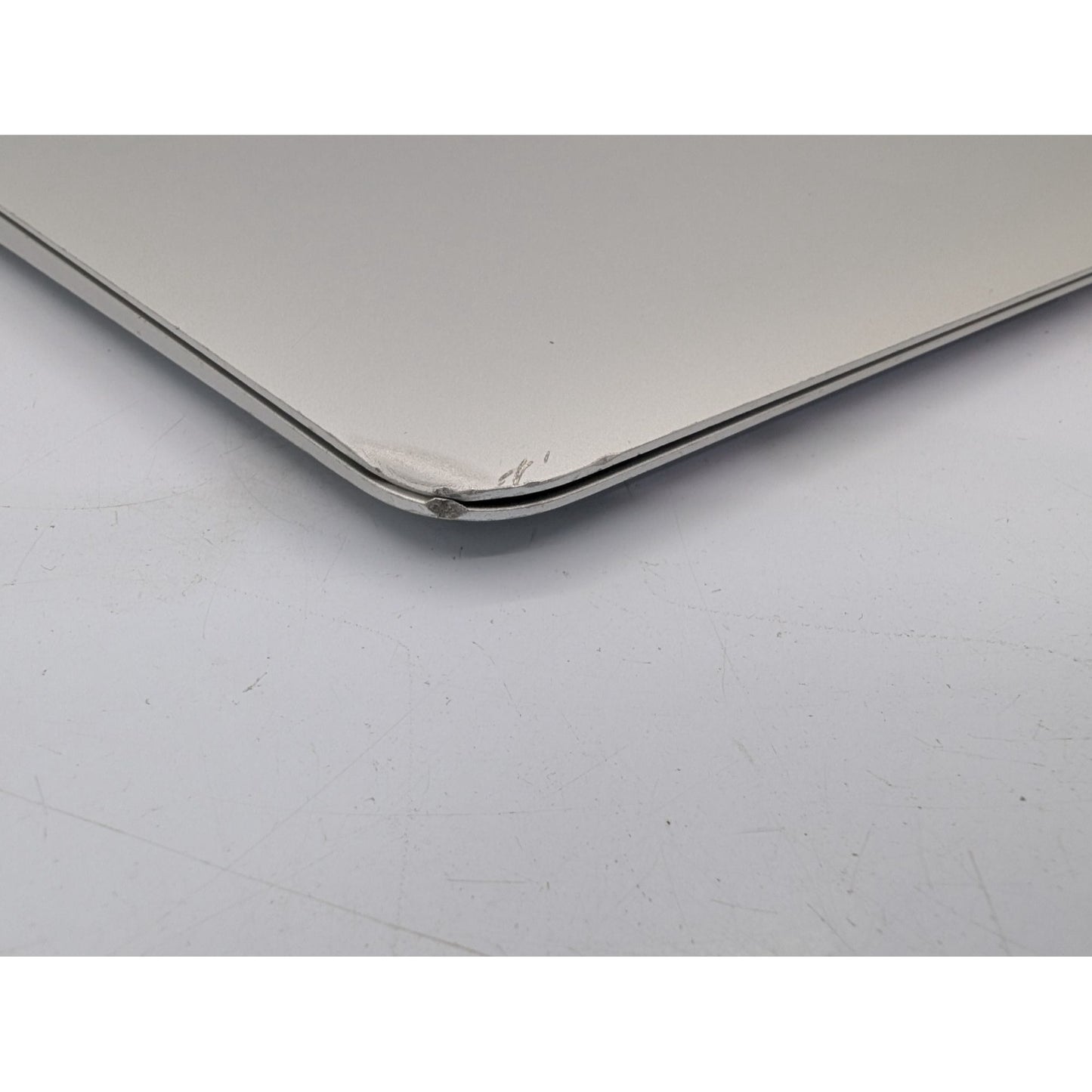 2015 Apple MacBook Air A1466 13" Intel i5-5250U 4GB RAM 128GB SSD MacOS Monterey