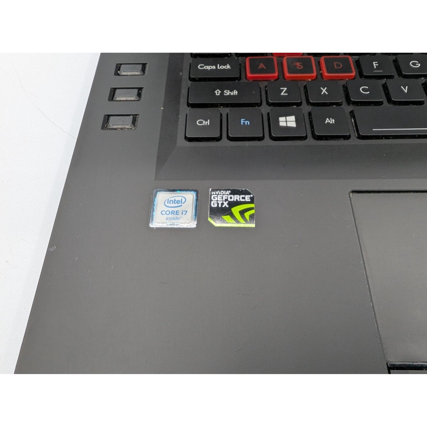 Acer Predator 17 G9-793-78CM 17.3" Screen Intel Core i7-6700HQ 2.60 GHz Laptop