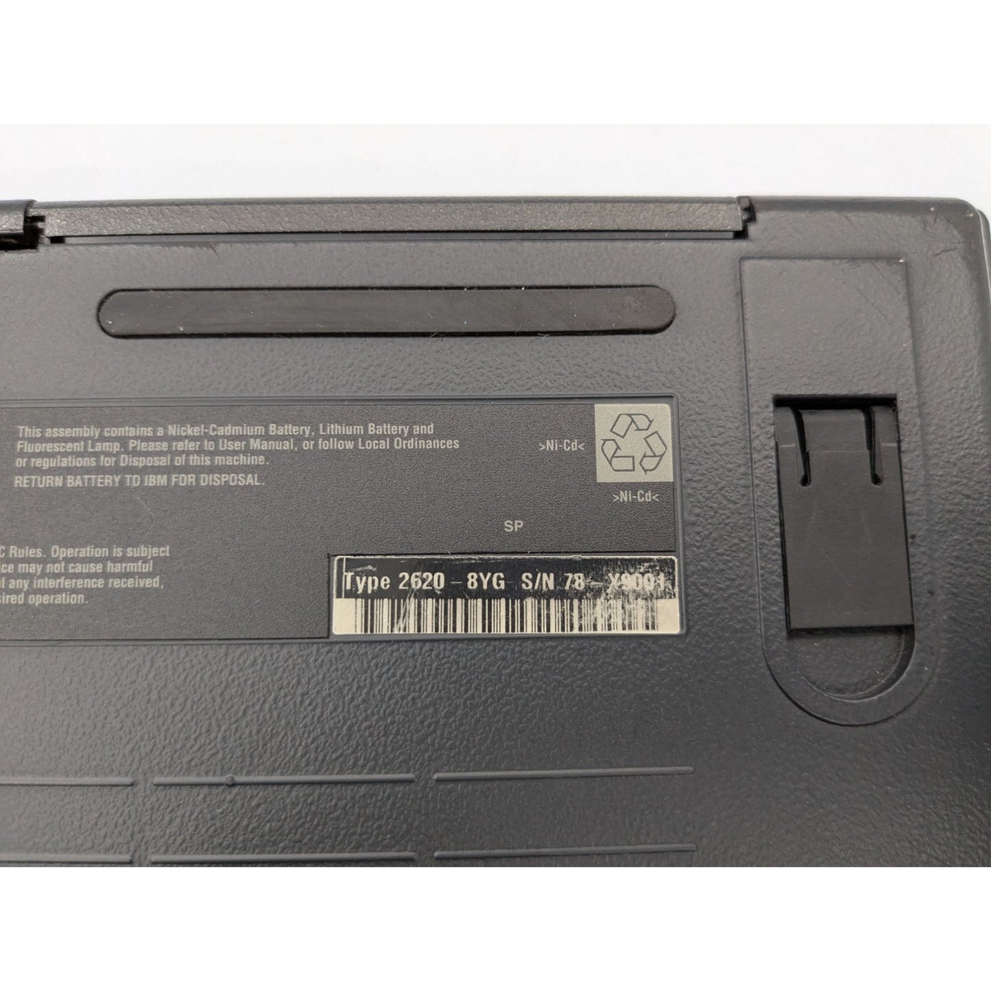 IBM ThinkPad 360CSE 9.5" Screen Intel 80486DX2 0.05 GHz Processor Black Laptop