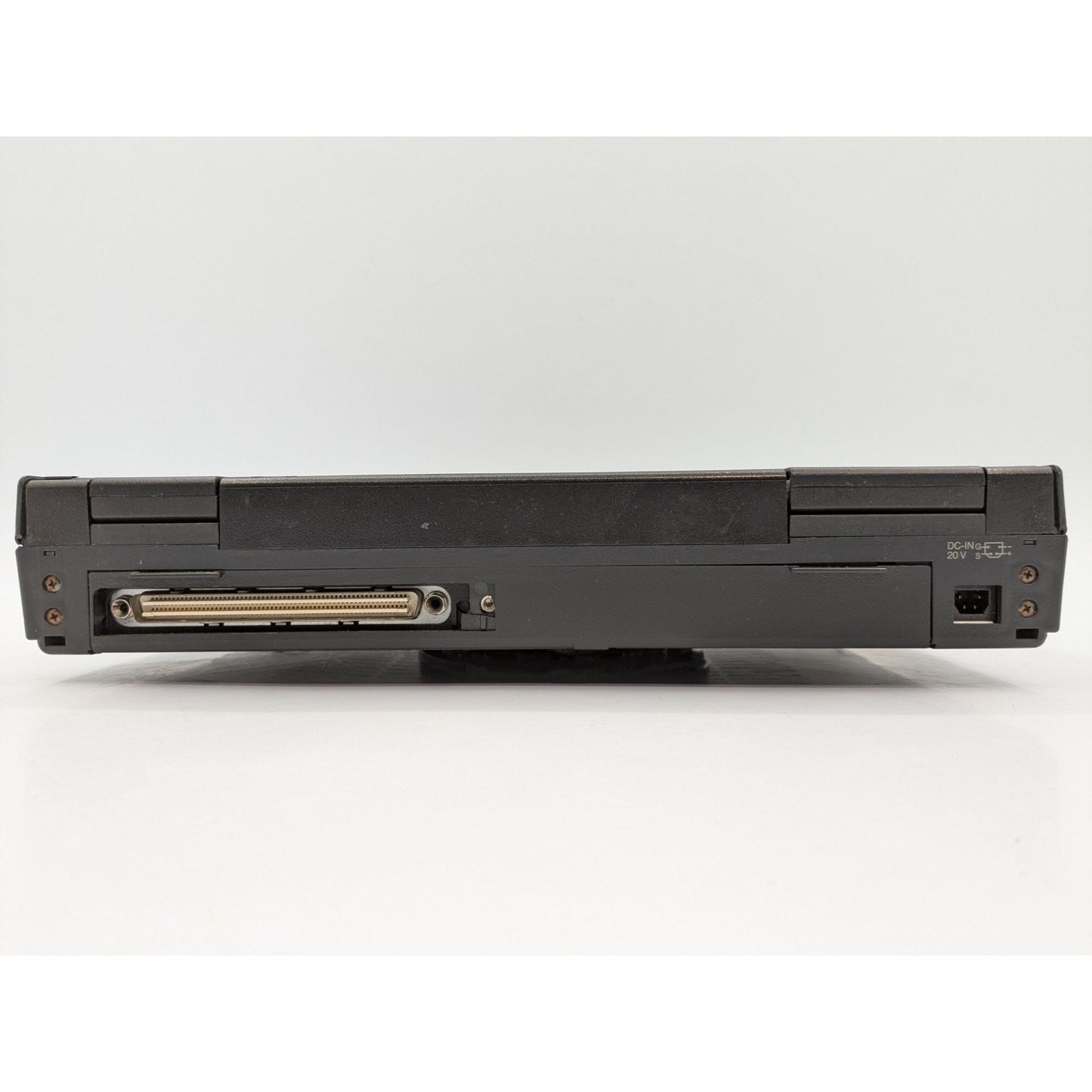 IBM ThinkPad 360CSE 9.5" Screen Intel 80486DX2 0.05 GHz Processor Black Laptop