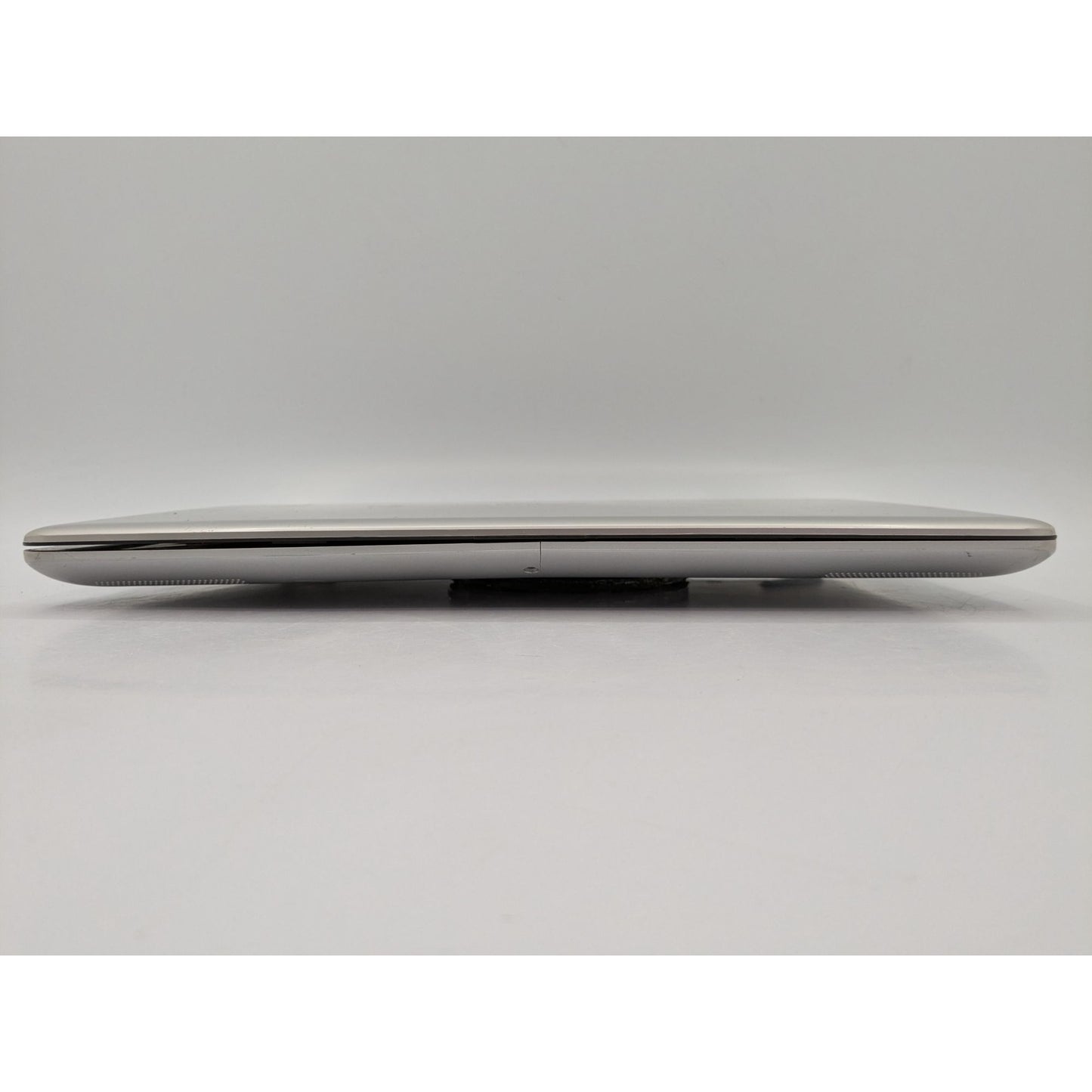 HP Notebook 15-BS058CA 15.6” Screen Intel Core i5-7200U 2.50 Ghz Processor