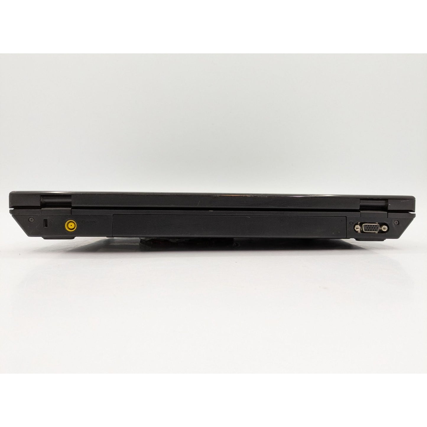 Lenovo ThinkPad SL500 15.4" Display Intel Core 2 Duo T5870 2.00 GHz 2GB RAM